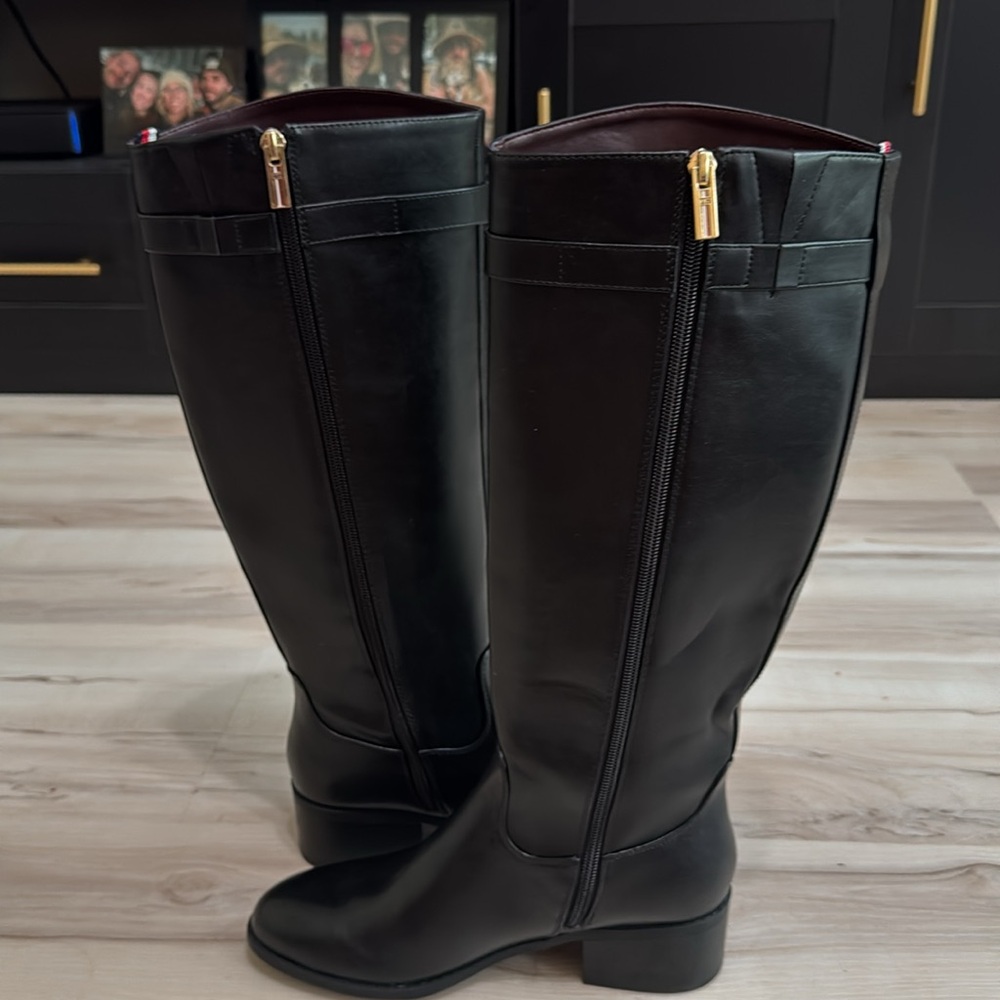 Tommy Hilfiger Monogram Riding Boot in Black - Picture 3 of 8